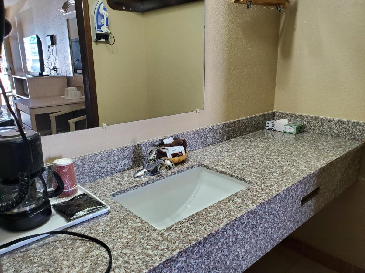 Lodge Usa Motel Guymon Extérieur photo